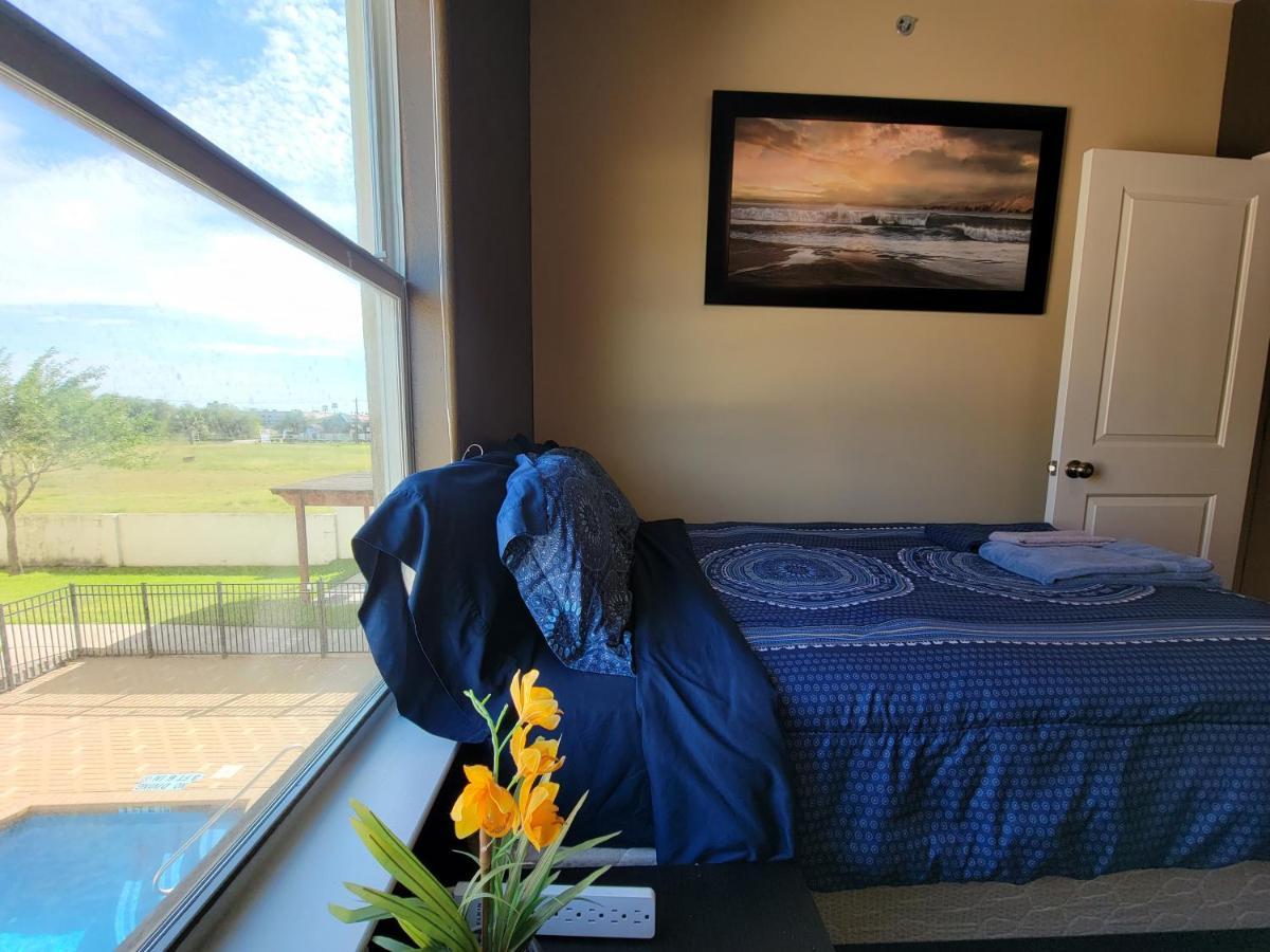 Modern, Private, Smart 4 Bedroom Condo In Desirable Location In Mcallen With Pool! Exteriör bild